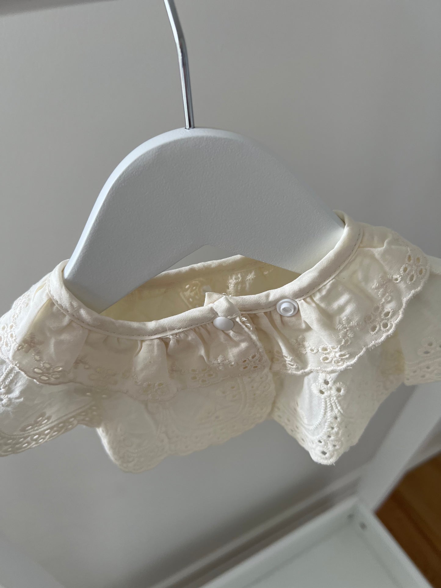 Lace Collar